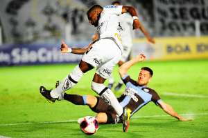 Jogadores do Santos lamentam derrota e cobram reação para encarar o Boca Juniors