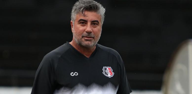 Pernambucano: Gallo pede demissão 12 dias após assumir o comando do Santa Cruz