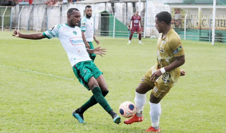 AMAZONENSE: Manaus goleia JC e primeira semifinal é definida