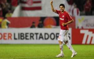 Zagueiro multicampeão pelo Inter assume comando de time tradicional de Pernambuco