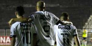 Blog do Ari: Carpini impõe seu estilo de jogo e Fábio Moreno só olha