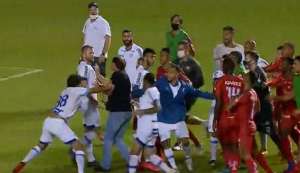 Denunciado, Paulo Baier pode pegar até 19 jogos de suspensão por confusão