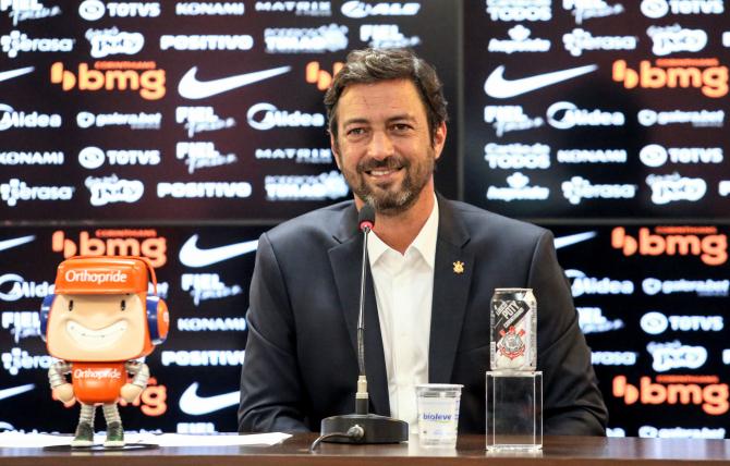 Diretoria do Corinthians defende trabalho de Mancini e evita falar de reforços