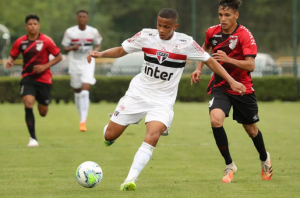 Cruzeiro anuncia a chegada de atacante ex-São Paulo