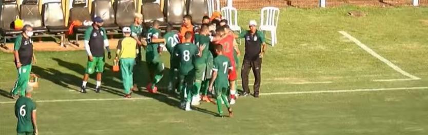 Gama desencantou no Candangão. (Foto: Reprodução)