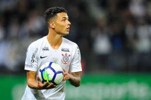 Emprestado à Inter de Limeira, volante do Corinthians projeta duelo com Palmeiras
