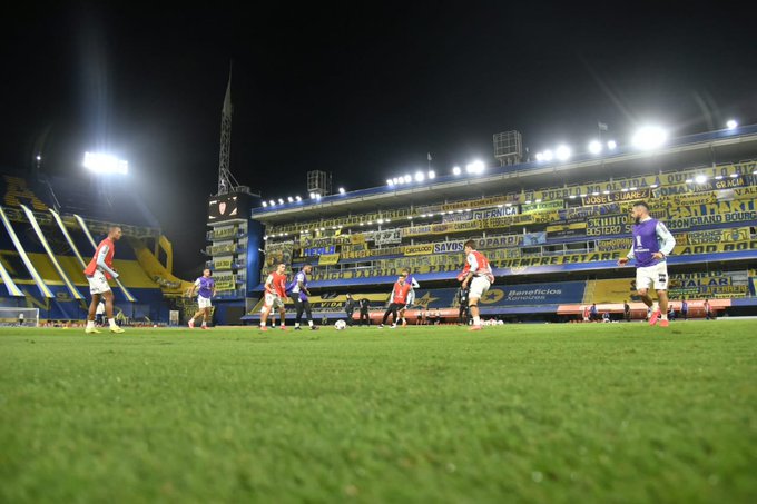 Santos espera anunciar substituto de Holan antes da ‘decisão’ com o Bragantino