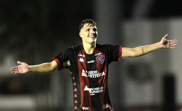 BAIANO: Vitória vence em casa jogo atrasado e encosta no G4