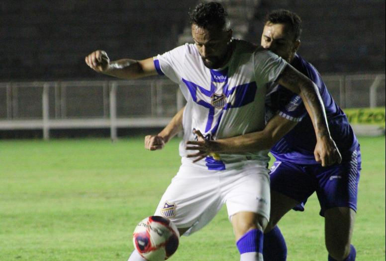 Paulista A2: Água Santa tem desfalques na zaga, mas retorno importante