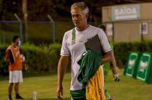 Lisca, do América-MG, é sondado por clube do Brasileirão