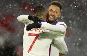 Sérgio Carvalho - Liga dos Campeões: O sonho de Neymar está ameaçado de novo