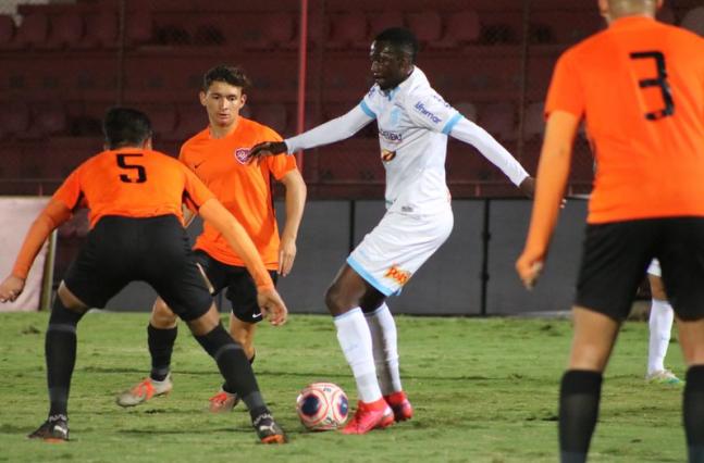 Desportivo Brasil foi mal e poderia ter perdido para o Bandeirante em Marília