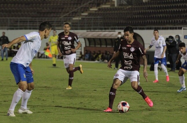 Ferroviária e Santo André fizeram um jogo movimentado (Foto: Jonatan Dutra/Ferroviária)