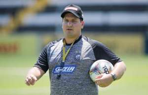 Ótima marca defensiva ajuda ​Operário a assumir a liderança do Paranaense