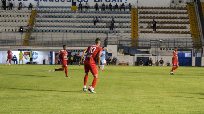 Treinador do Capivariano acredita em força do elenco por reação no Paulista A3