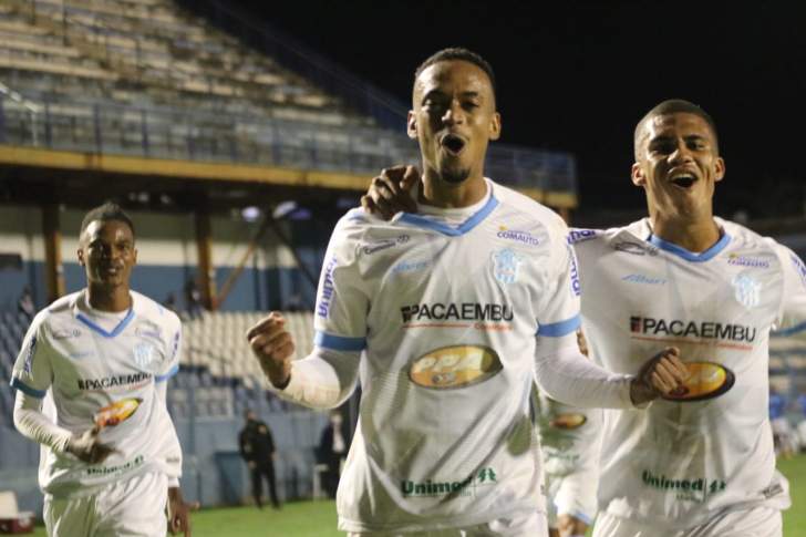 Paulista A3: Na briga pela ponta, técnico deve manter 3 zagueiros no Marília