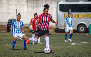 BRASILEIRO FEMININO: Com gol nos acréscimos, São Paulo arranca empate do Avaí