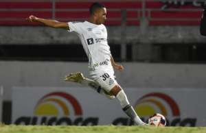 Atacante acha que Santos pode melhorar: 'Vale o poder de reação que tivemos'