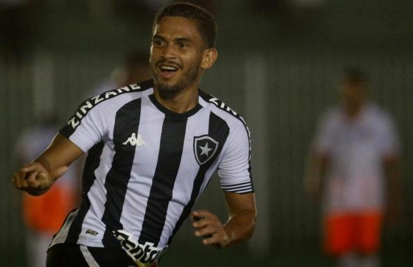 Marco Antônio espera repetir boa atuação no Botafogo contra o Nova Iguaçu