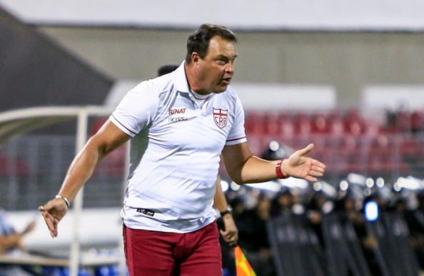 Alagoano: Técnico do CRB é internado com COVID, mas tranquiliza torcedores