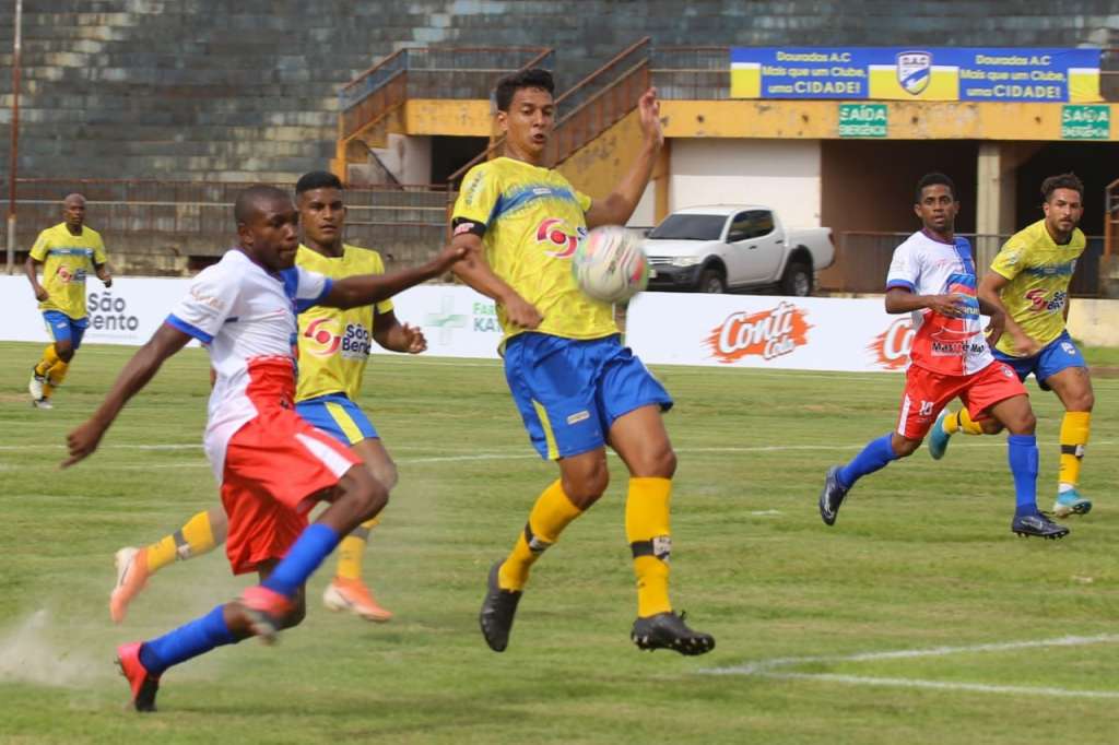 Dourados vence o União ABC por 2 a 0 pelo Campeonato Sul-Mato-Grossense (Foto: Franz Mendes) - Franz Mendes