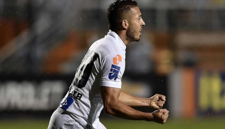 Jean Motta agrada e pode ganhar vaga de titular em ‘decisão’ para o Santos