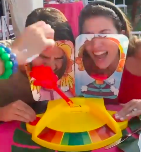 Ao lado de filha de Silvio Santos, ex-Corinthians e São Paulo leva torta na cara