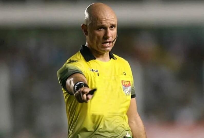 FPF anuncia equipe de arbitragem para Ponte Preta x Guarani. Veja qual é!