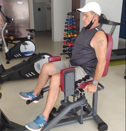 Próximo de alta após covid-19, técnico entra na mira de clubes do Brasileiro