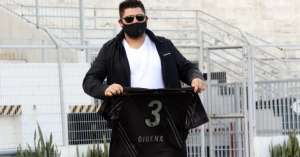 Para dar sorte? Homem dos 3 gols visita Ponte Preta antes do dérbi 199