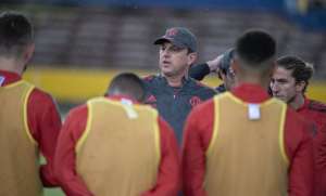 Ceni demonstra preocupação com goleiro para sequência de jogos decisivos