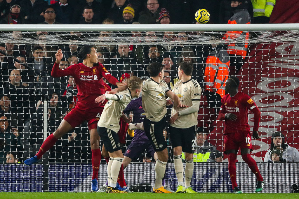 Após adiamento, Manchester United e Liverpool vão se enfrentar no próximo dia 13