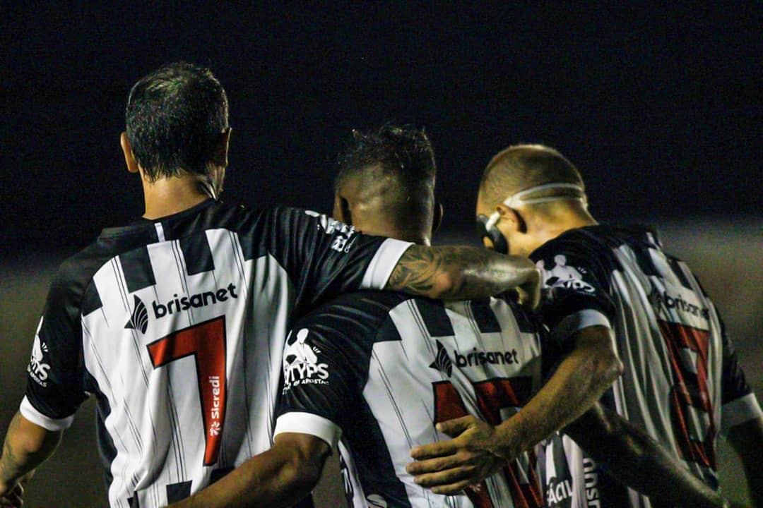 PARAIBANO: Em noite de “Claytons”, Botafogo vence mais uma e dispara na liderança