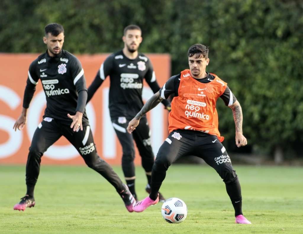 Corinthians vai ao Peru fazer jogo que vale sobrevivência na Copa Sul-Americana