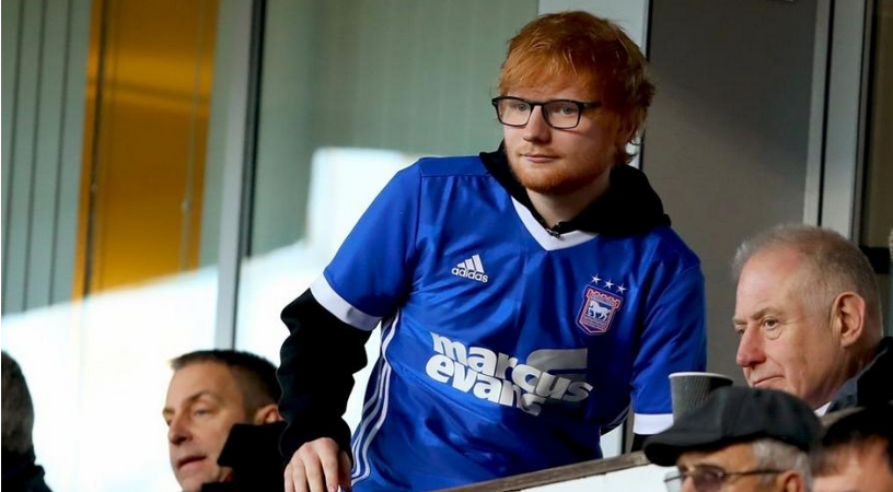 Famoso e ‘cheio da grana’, cantor internacional irá patrocinar time do coração