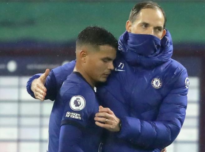 Thiago Silva e técnico Tuchel, ambos ex-PSG, na final da Champions