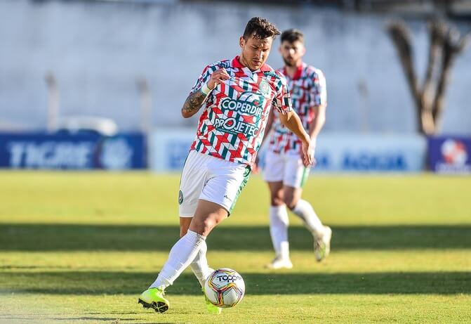 Criciúma mira reforços de rival catarinense para a Série C do Brasileiro