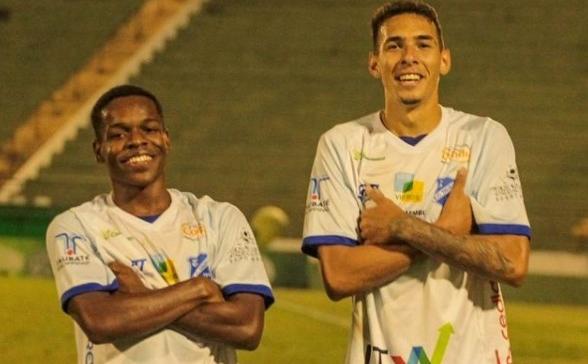 Paulista A2: Atacante testa positivo para Covid-19 e desfalca Taubaté
