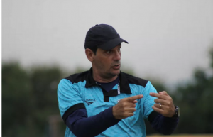 Clube da Série A3 demite treinador após cinco jogos