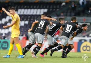 CARIOCA: Em tarde de Cano, Vasco vence Madureira e está na final da Taça Rio