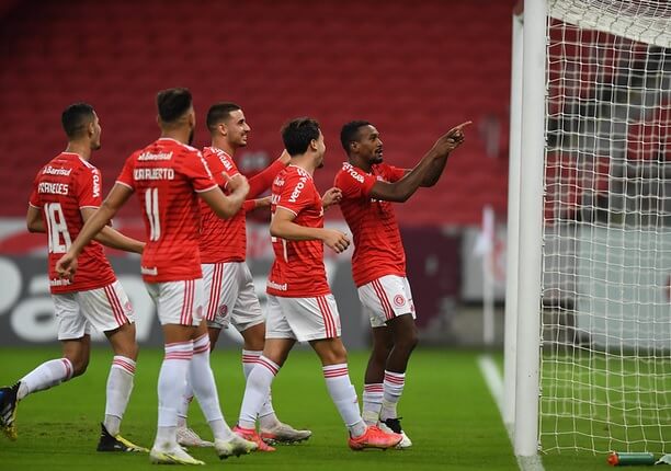 GAÚCHO: Internacional goleia Juventude e garante vaga na final