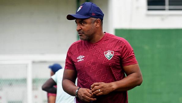 De olho na Libertadores, Flu joga por empate contra Portuguesa por vaga na final