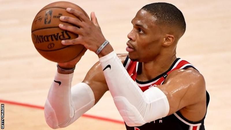 NBA: Westbrook iguala recorde de triplo-duplos; Nets buscam virada espetacular