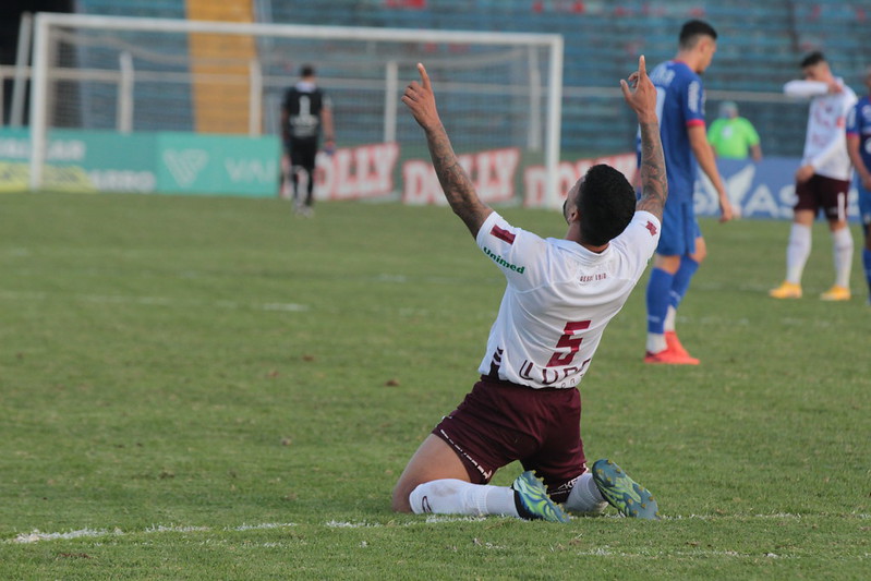 São Caetano 0 x 3 Ferroviária – Walter perde pênalti em despedida na lanterna