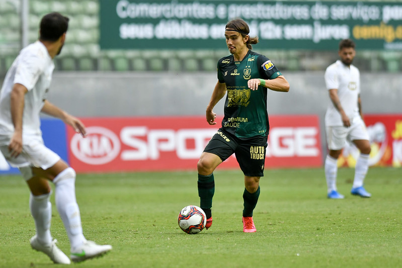 Mineiro: Rafael Sóbis desabafa sobre queda do Cruzeiro: “Bom para aprender”