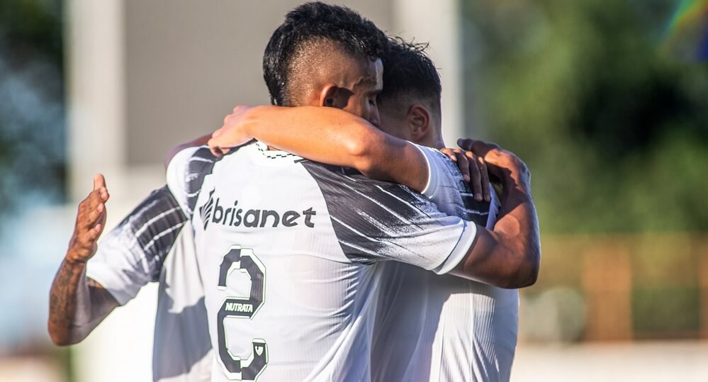 CEARENSE: Em dia de goleadas, Ceará e Atlético encostam no líder