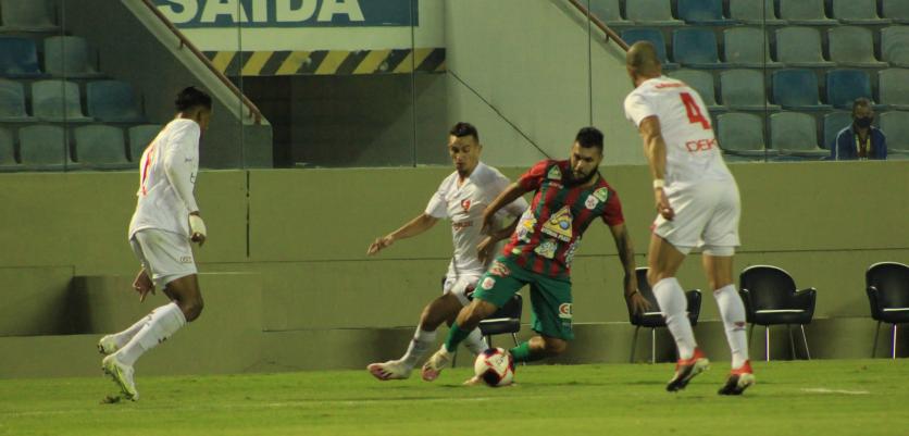 Oeste vence Portuguesa Santista. Foto: Agência Briosa/Fabrizio Neitzke