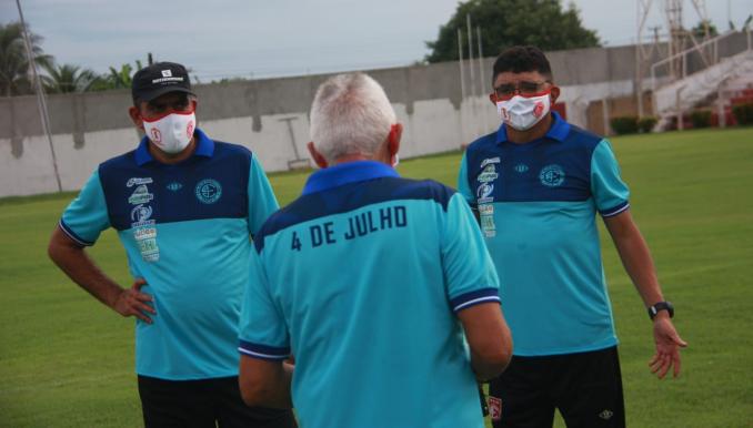 Treinador deixa clube piauiense após divergência com a diretoria
