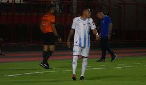 Atacante brilha com gol diante do Atlético-GO e entra na história do Grêmio Anápolis