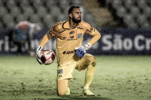 Goleiro da Inter de Limeira destaca reencontro contra o Corinthians